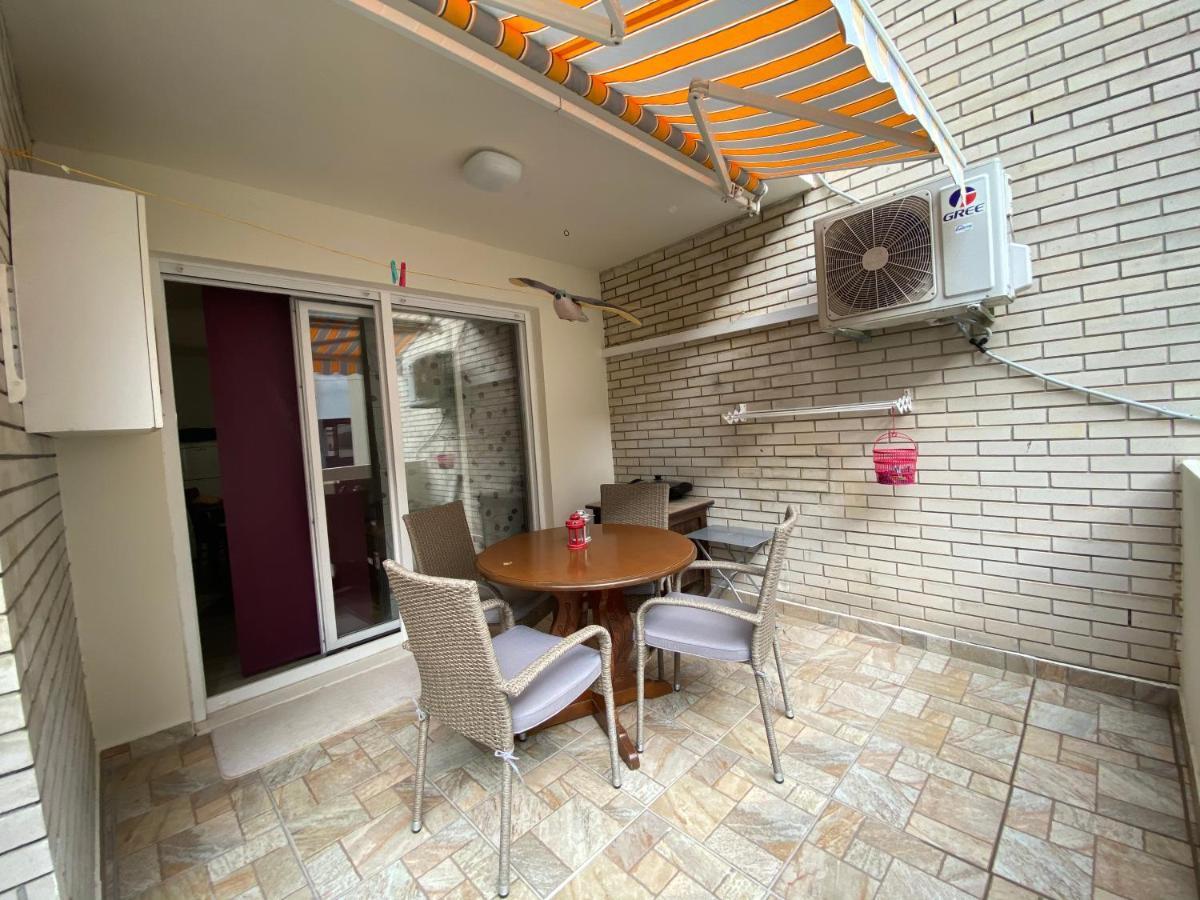 Appartement Priko Cetine à Omiš Extérieur photo